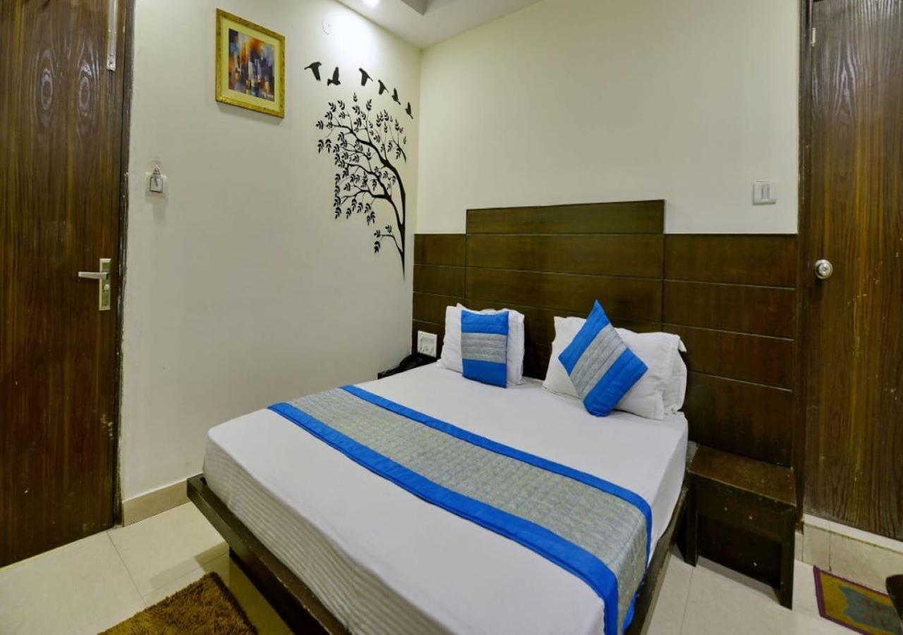 Ap Singh Hotels In Near New Delhi Railway Station Exterior photo